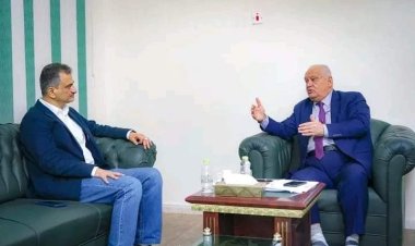 المحافظ لملس يناقش مع وزير الخدمة المدنية سير معالجات قضايا العلاوات وطلبات التوظيف