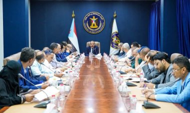 هيئة الرئاسة تُشيد بزيارة الرئيس الزُبيدي للولايات المتحدة وتؤكد أهميتها لدعم تطلعات شعبنا لاستعادة دولته