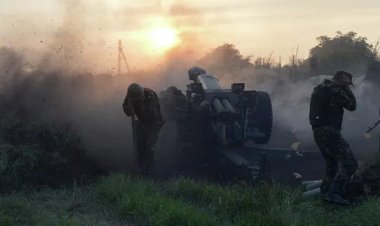 واشنطن تطلب من حلفائها تزويد أوكرانيا بالقذائف المدفعية لفصل الشتاء .