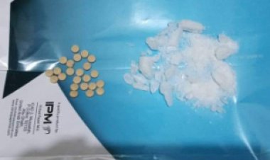 الأجهزة الأمنية تضبط أخطر مروجي المخدرات وبحوزته كمية من الشبو والكبتاجون في المهرة