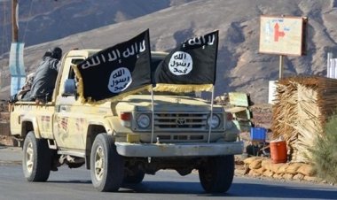 القاعدة تتبنى هجوم صاروخي استهدف معسكر للقوات الجنوبية بشبوة