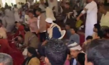 الارشاد بعدن يوقف أمام مسجد بعد خطبة هاجمت حركة حماس