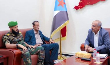 القائم بأعمال رئيس المجلس الانتقالي يشيد بإنجازات وحدة حماية الأراضي بقيادة الحالمي