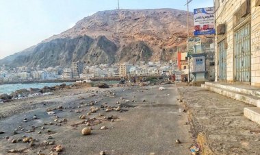 تحذير من انهيارات صخرية على منازل المواطنين في حضرموت