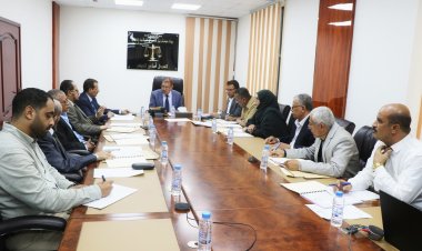 القضاء الأعلى يرفع الحصانة عن أحد القضاة ويحيل آخر إلى المحاسبة