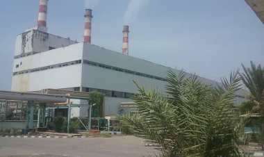 الكشف عن موعد وصول شحنة المشتقات النفطية لتغذية محطات توليد الكهرباء