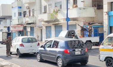 أمن العاصمة عدن يؤكد مواصلة الحملة الأمنية للدراجات النارية والمركبات غير المرقمة