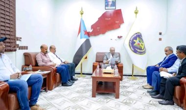 الهيئة المجتمعية تناقش مع الكثيري تقريرها التفصيلي لعملها خلال الفترة الماضية