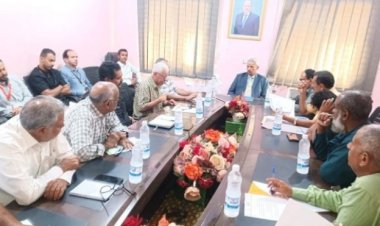 السلطة المحلية في لحج تبحث مع المنظمات دعم مشروع المجمع الحكومي والحديقة الكبرى بالمحافظة