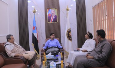 رئيس انتقالي المهرة يستقبل قيادة اتحاد الحقوقيين الجنوبيين بالمحافظة