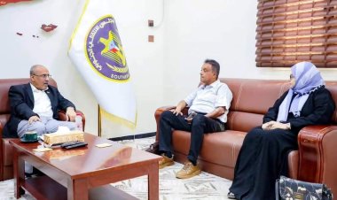 الكثيري يشدد على أهمية وجود رؤية وطنية شاملة للقضاء على الأمية