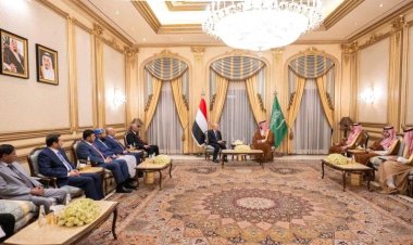 عاجل.. وزير الدفاع السعودي يجتمع برئيس وأعضاء مجلس القيادة (تفاصيل)