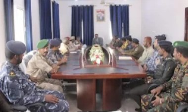 كلية الشرطة بحضرموت تشهد اجراءات الاستلام والتسليم بين المدير المعين والمدير السابق