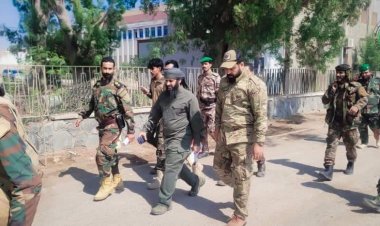 العميد الوالي يتفقد سير العمل في الإدارات العامة لقوات الحزام