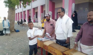 قسم الفكر والإرشاد الديني بانتقالي زنجبار يكرم الدفعة الأولى من حفظة القرآن الكريم بمراكز المديرية