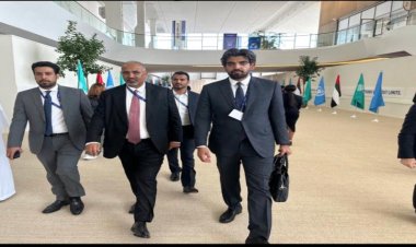 الرئيس الزبيدي من قمة دبي : نتطلع للمزيد من النقاشات الجادة مع مختلف الأطراف ذات الصلة بالعمل الإنساني