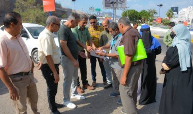 تسليم موقع مشروع اعادة تأهيل خط المياه الممون لمديرية التواهي للجهة المنفذة