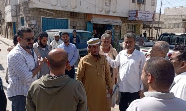 ابين : مبادرة سند تشارك في النزول الميداني لتدشين مشروع إعادة تأهيل شبكة الصرف الصحي بمدينة جعار