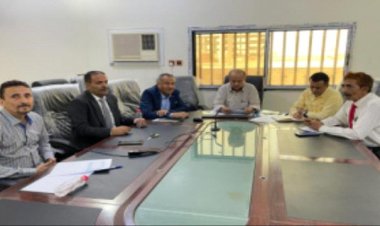 الضرائب تناقش اجراءات ضبط ومنع السجائر المهربة