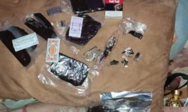 إدارة مكافحة المخدرات بساحل حضرموت تضبط مروجا للحشيش المخدر بالمكلا