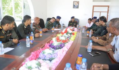 وزارة الداخلية تناقش  تفعيل إدارات صندوق التقاعد الأمني وتدشين صرف كرت المعاش للمتقاعدين بالوزارة