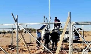 استعدادا لتشغيل مطار عتق الدولي... البدء بتركيب محطة أرصاد أوتوماتيكية في مطار عتق الدولي