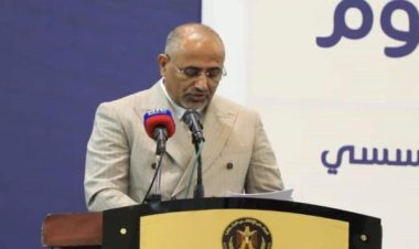 خلال افتتاح الجلسة.. الرئيس الزبيدي مجلس العموم يجسّد الاصطفاف الوطني الجنوبي