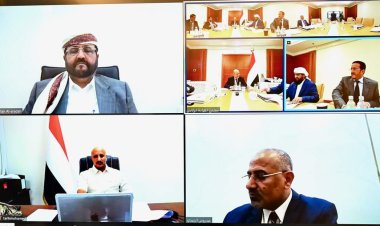 مجلس القيادة الرئاسي يواصل مناقشاته حول تطورات الأوضاع المحلية