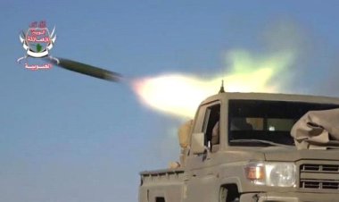 العمالقة تدك بقصف مدفعي أرتالاً حوثية قدمت من البيضاء نحو بيحان شبوة