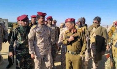 قائد المنطقة العسكرية الثانية يطلع على الجاهزية القتالية بمعسكر يبعث