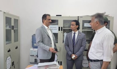 لملس يفتتح مبنى السلطة المحلية بالمعلا ويشدد على سرعة الاستجابة لصوت المواطن وتلبية احتياجاته