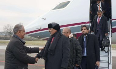 سياسيون يطلقون هاشتاج #الرئيس_عيدروس_في_سويسرا