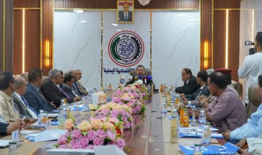 العميد السعيدي يرأس اجتماعًا لمناقشة التجهيزات الأولية والخطط اللازمة لإقامة المعارض الرمضانية