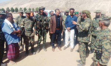 نائب رئيس أنتقالي أبين يزور لواء شهداء المقاومة الجنوبية ويشيد بالانضباط والجاهزية