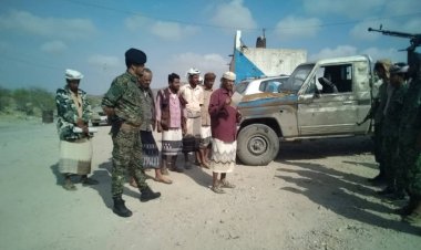 رئيس انتقالي مديرية الوضيع يتفقد  قوات الامن العام بالمديرية