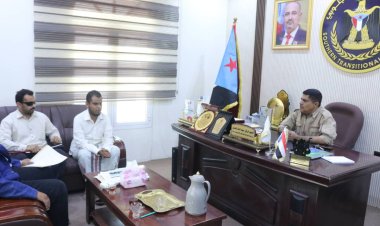 رئيس انتقالي حضرموت يطلع على جهود جمعية رؤية للإعاقة البصرية