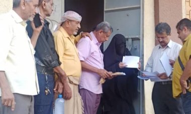 مكتب الصحة والسكان بالتواهي بالشراكة مع الهيئة العامة للمصائد السمكية يتفقدان الوحدة الصحية في حُجيف