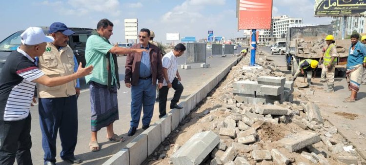 مدير عام المنصورة يحث على سرعة إنجاز مشروع إعادة تأهيل قنوات تصريف مياه الأمطار بالطريق البحري