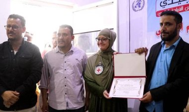 برعاية الرئيس الزُبيدي..  مستشفى محمد بن زايد بالضالع يكرم الطاقم الأجنبي والمبرزين ويستعرض التقرير السنوي