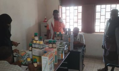 مكتب الاشغال العامة بمديرية زنجبار يضبط مبيدات حشرات منتهية الصلاحية