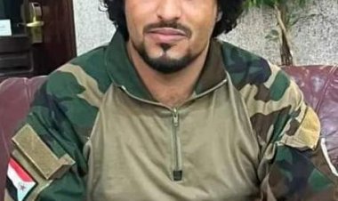 القائد طلال الكلدي يعزي رئيس الدائرة الامنية بالمجلس الانتقالي باستشهاد نجلة