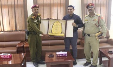 قائد المنطقة العسكرية الثانية يُكرّم مدير البرنامج الوطني لمكافحة الملاريا