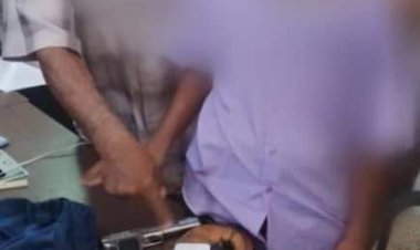 شرطة كريتر تلقي القبض على متهم بجرائم سرقة وبحوزته أسلحة