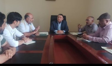 اجتماع برئاسة الأمين العام للمجلس المحلي بأبين يبحث اوجه التنسيق المشترك لتنفيذ مشروع RRM