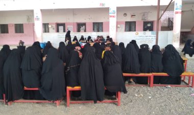 المرأة والطفل بانتقالي خنفر تنفذ نزولا لمركز المخزن وانتخاب قيادة نسوية جديدة