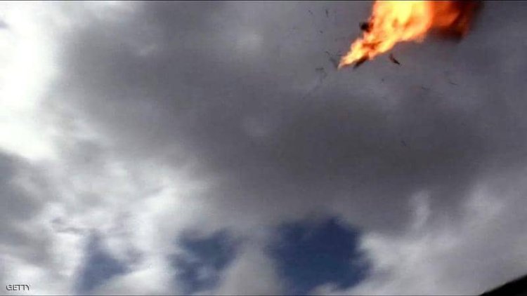 الدفاعات الجوية بلحج تسقط ثلاث طائرة حوثية حاولت استهداف سفن تجارية في البحر الاحمر