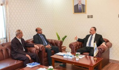 وزير النقل يطلع على سير عمل مؤسسة موانئ البحر العربي