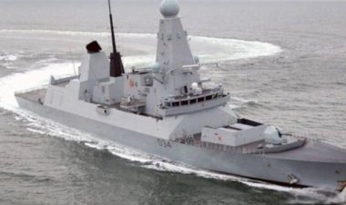 بريطانيا تعلن ارسال سفينة حربية لحماية حركة الشحن في البحر الأحمر