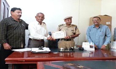 الكثيري يكرم قيادة شرطة المعلا