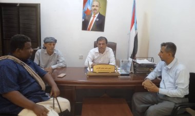 نائب رئيس انتقالي أبين  يلتقي بعثة نادي شباب الدرجاج المشاركة في المسابقة الثقافية بالعاصمة عدن
